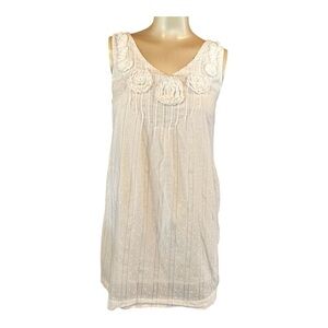 Dahiny White Cotton SwissDot Rosette V-Neck Dress - Small